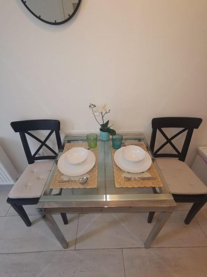 זאגרב Tiny Apartment In City Center מראה חיצוני תמונה